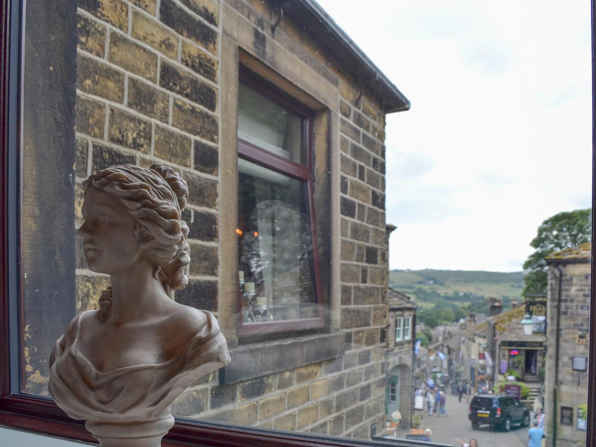 Cross Cottage Haworth Exterior photo